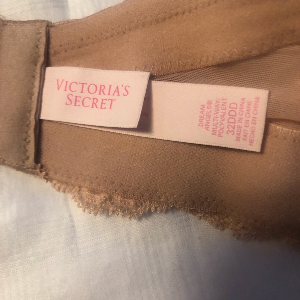 Victoria’s Secret Bra - Picture 3 of 3